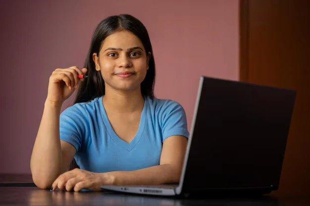 Profile picture of Sarah R.